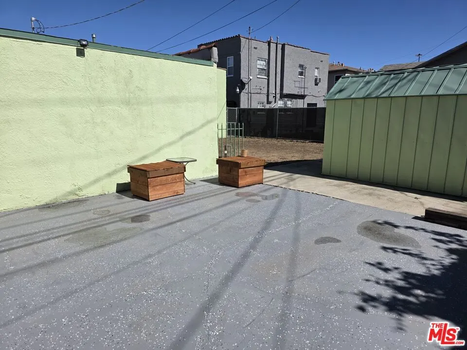 1424 W 94th Place, Los Angeles, California 90047 home-pic-38